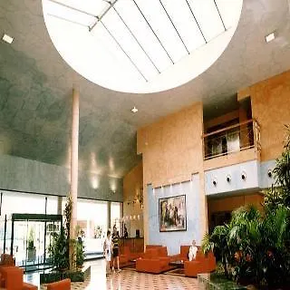 Ohtels Romana Ξενοδοχείο 4*
